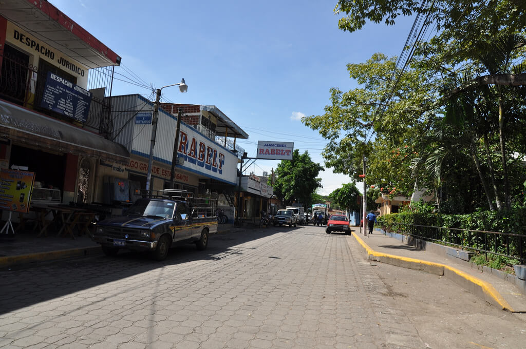 Aguilares :  Aguilares :