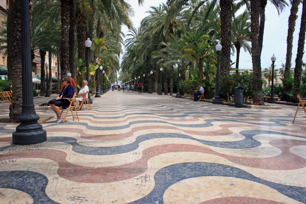 Kiedy Jechac Do Alicante Klimat I Pogoda 3 Liczba Miesiecy Do Unikania