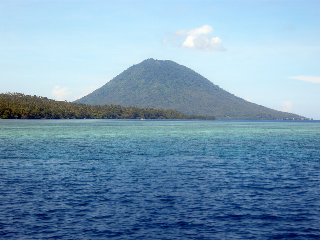 Bunaken Island : 