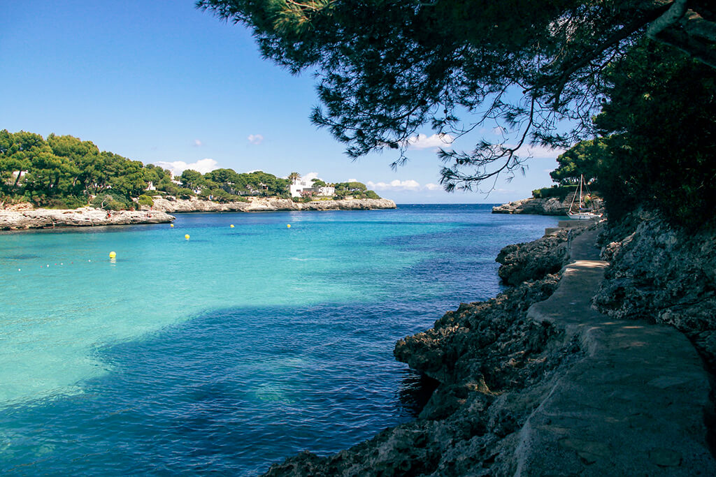 Kiedy Jechac Do Cala D Or Klimat I Pogoda 2 Liczba Miesiecy Do Unikania