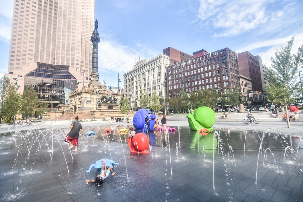 Cleveland : Cleveland :