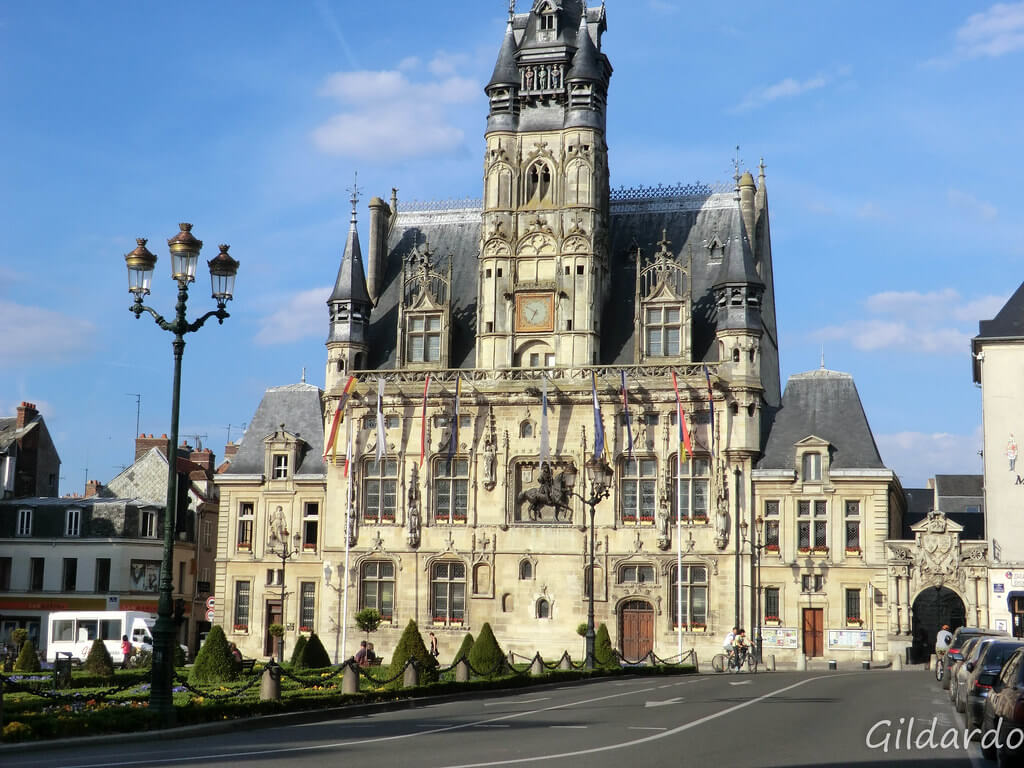 Compiègne : Compiègne :