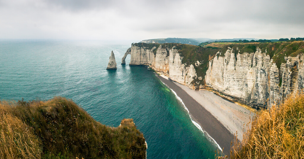 Étretat :  Étretat :
