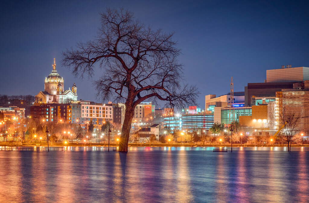 Mississippi : Mississippi :