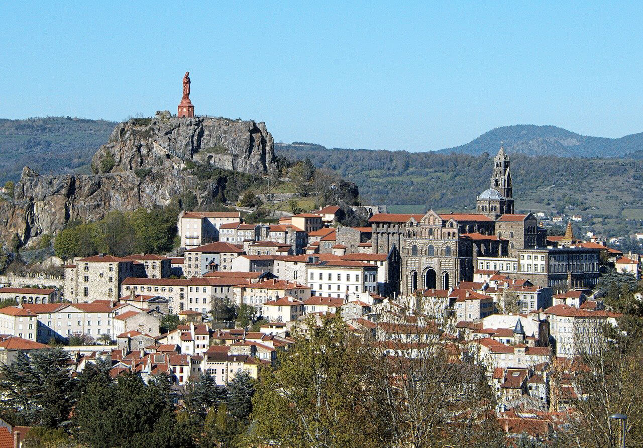 Puy-en-Velay (Haute-Loire) : Le Puy-en-Velay Puy-en-Velay (Haute-Loire) : Le Puy-en-Velay