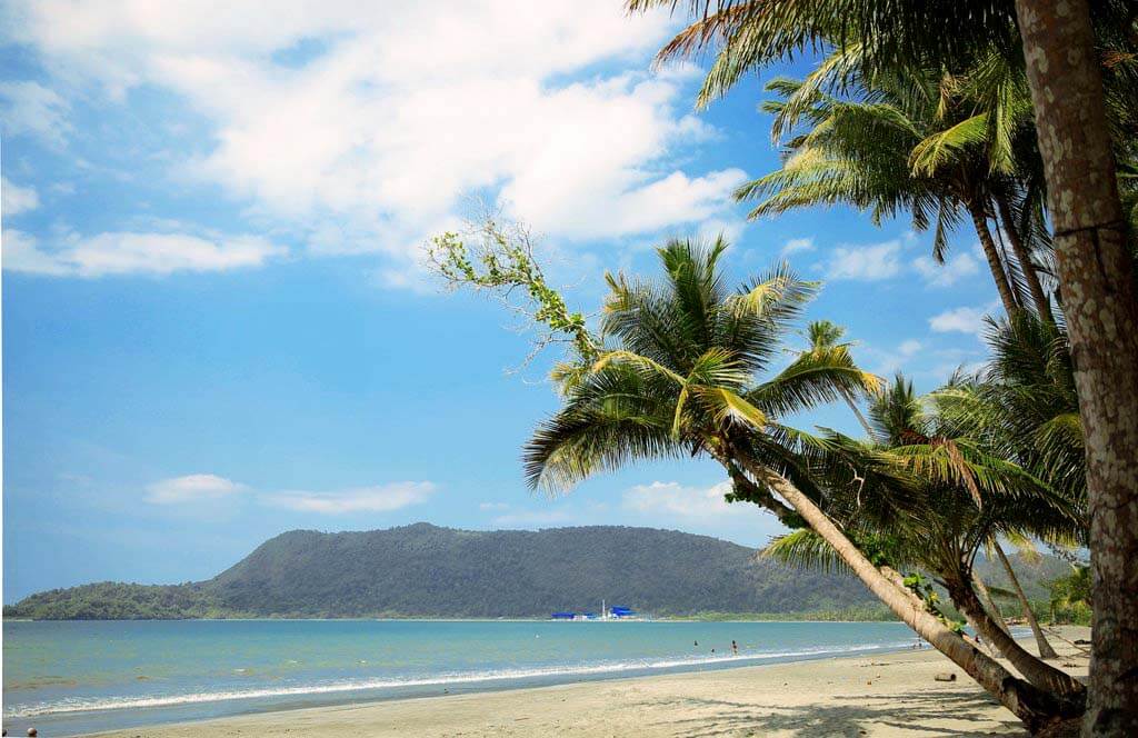 Pantai Patawana : Pantai Patawana :