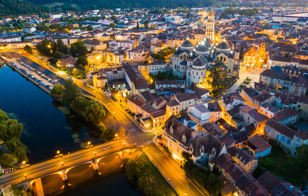 Périgueux : Vue aérienne de la ville de Périgueux Périgueux : Vue aérienne de la ville de Périgueux