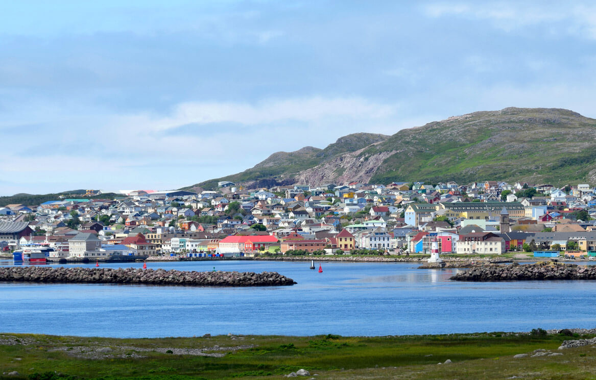 Saint-Pierre : Saint-Pierre :