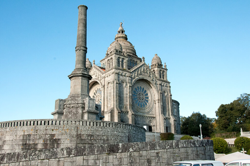 Kiedy Jechac Do Viana Do Castelo Klimat I Pogoda 5 Liczba Miesiecy Do Unikania