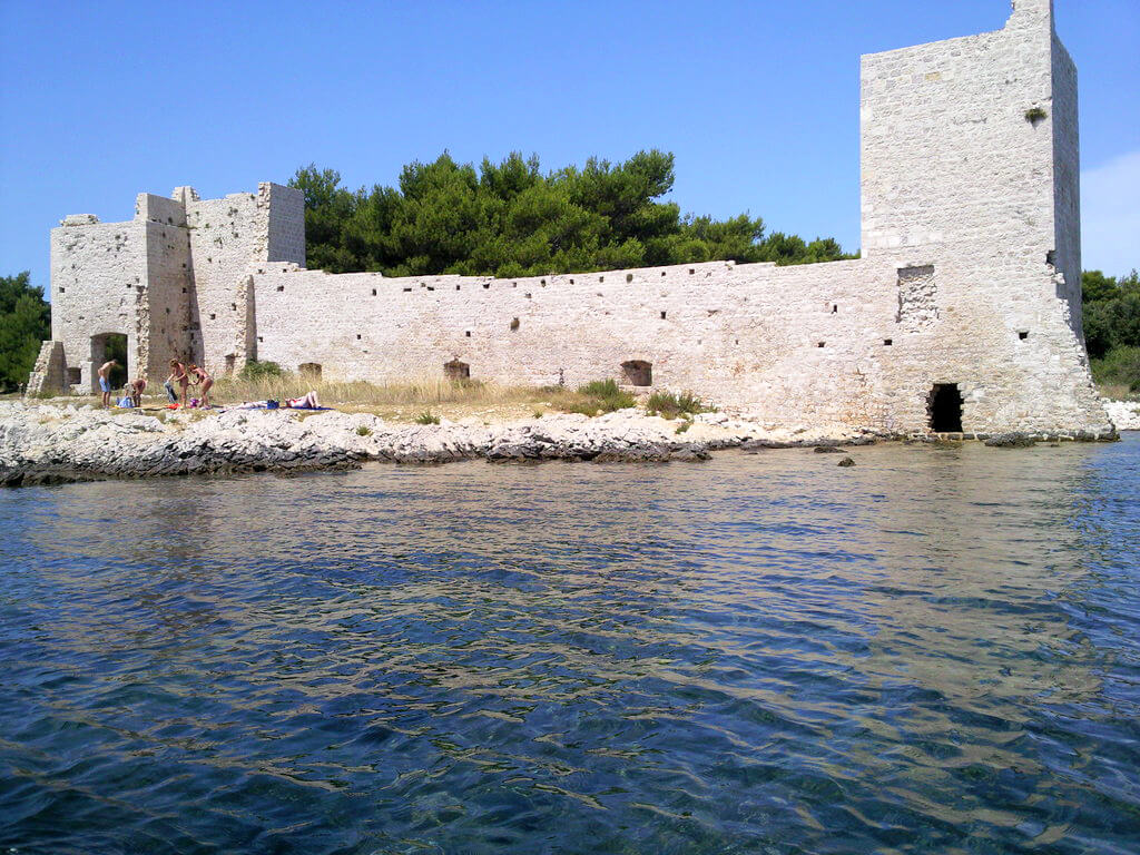 Wyspa Vir : Wyspa Vir :